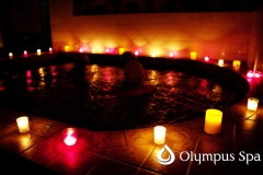 olympus_spa_pool_candle-night2